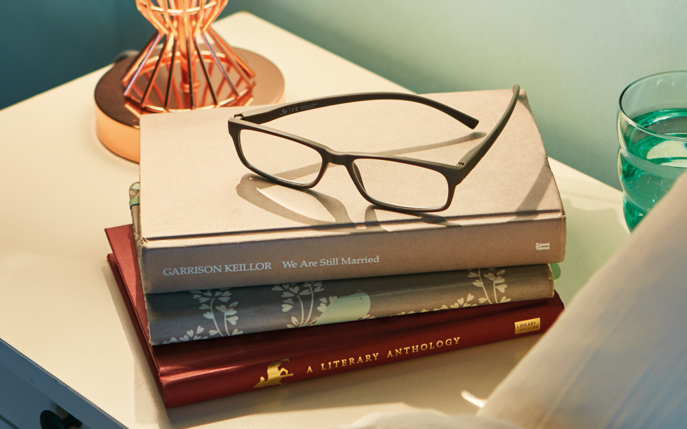 READING GLASSES INTRO IMAGE